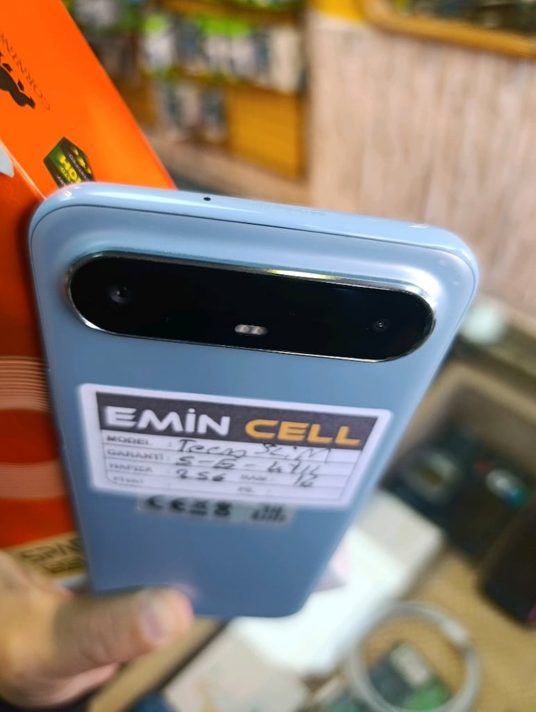 tecno slim 5 G 256 GB - 2