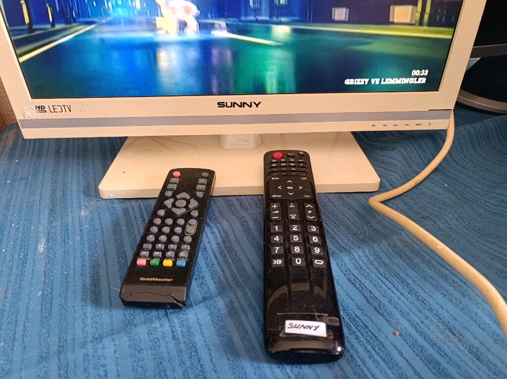 Sunny HD LED TV + Uydu Alıcı yaninda - 8