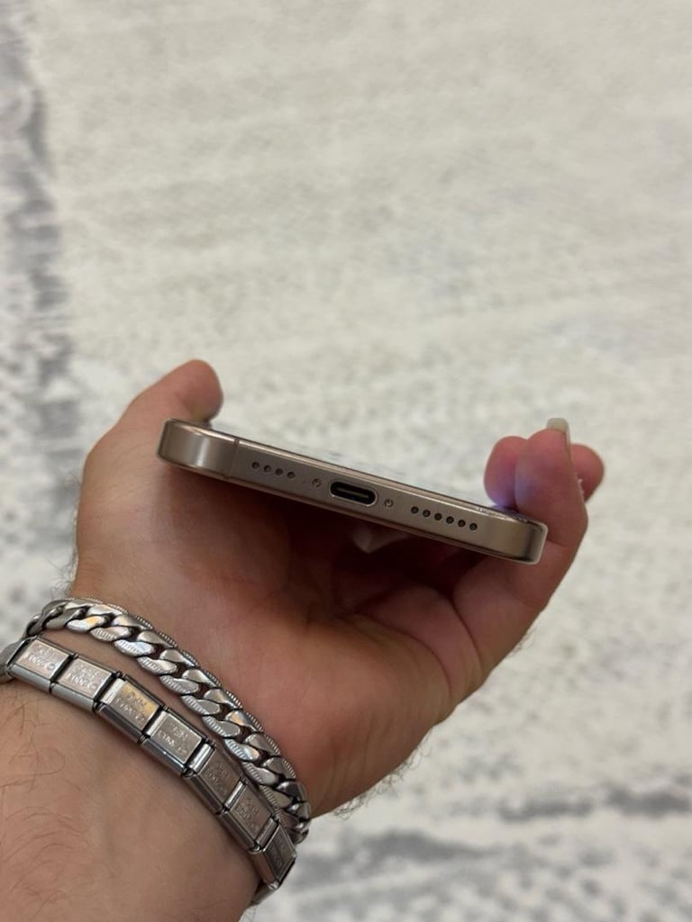 İPHONE 16 PRO MAX YD - 8
