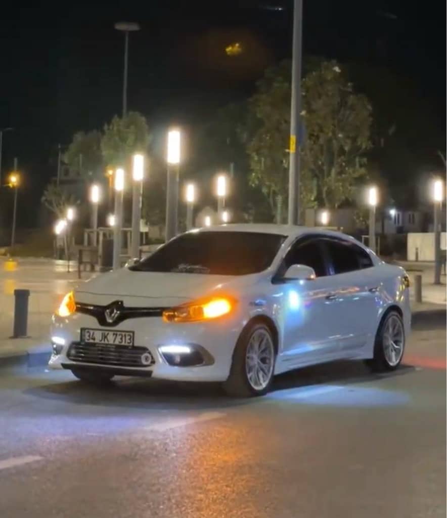 BOL EXTRALI, YAZILIMLI OTOMATİK RENAULT FLUENCE - 3