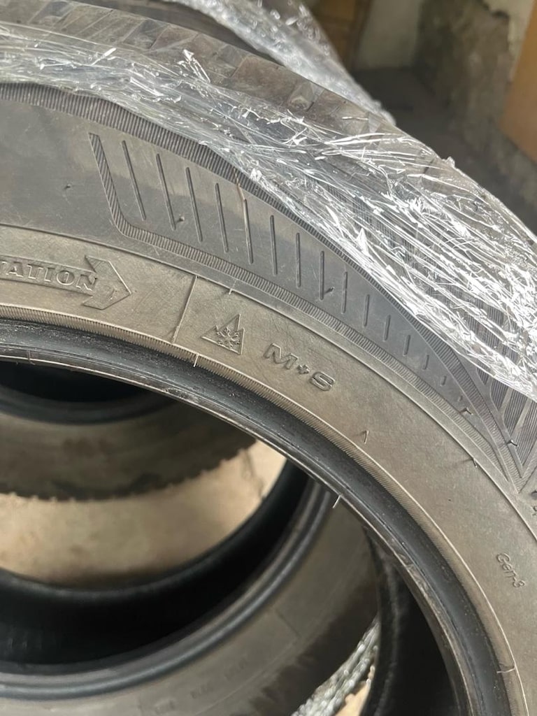 Goodyear lastik 235 60R18 - 7