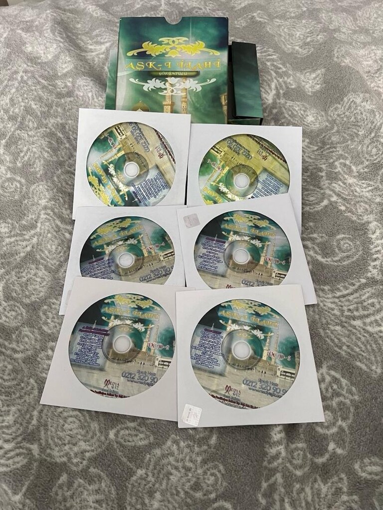 Elif be B’nin Dvdiler İlahileri fotoğrafları çevirerek bakabilirsiniz - 6