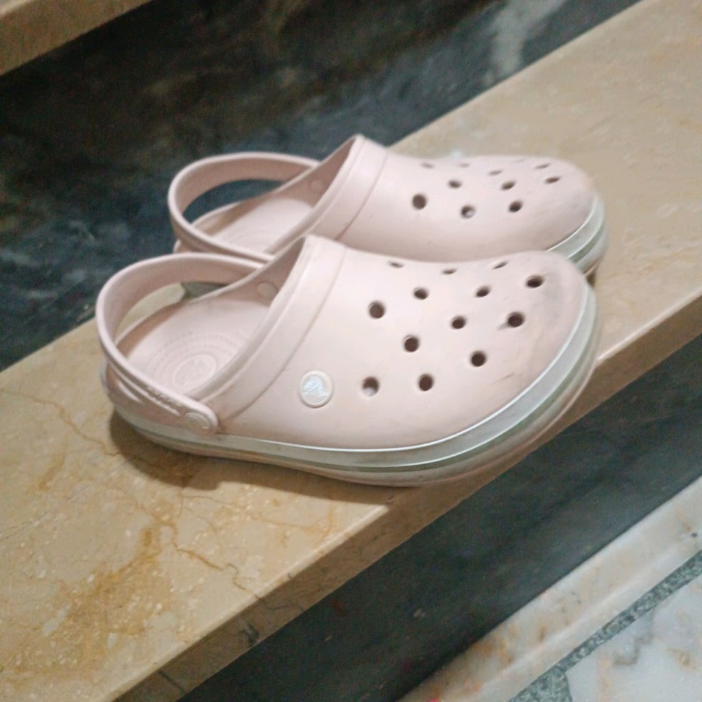 crocs bayan terlik,40 a uyumlu - 2