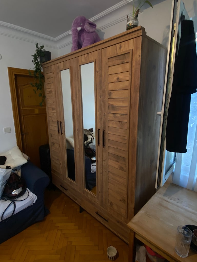Ikea Koltuk Yatak ve 4 Kapaklı Dolap - 9