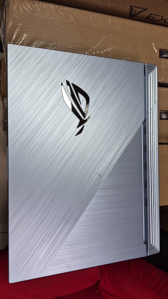 ASUS ROG 144HZ FULLHD İ7-10870H 32 GB RAM RTX2060 E.KARTI - 3
