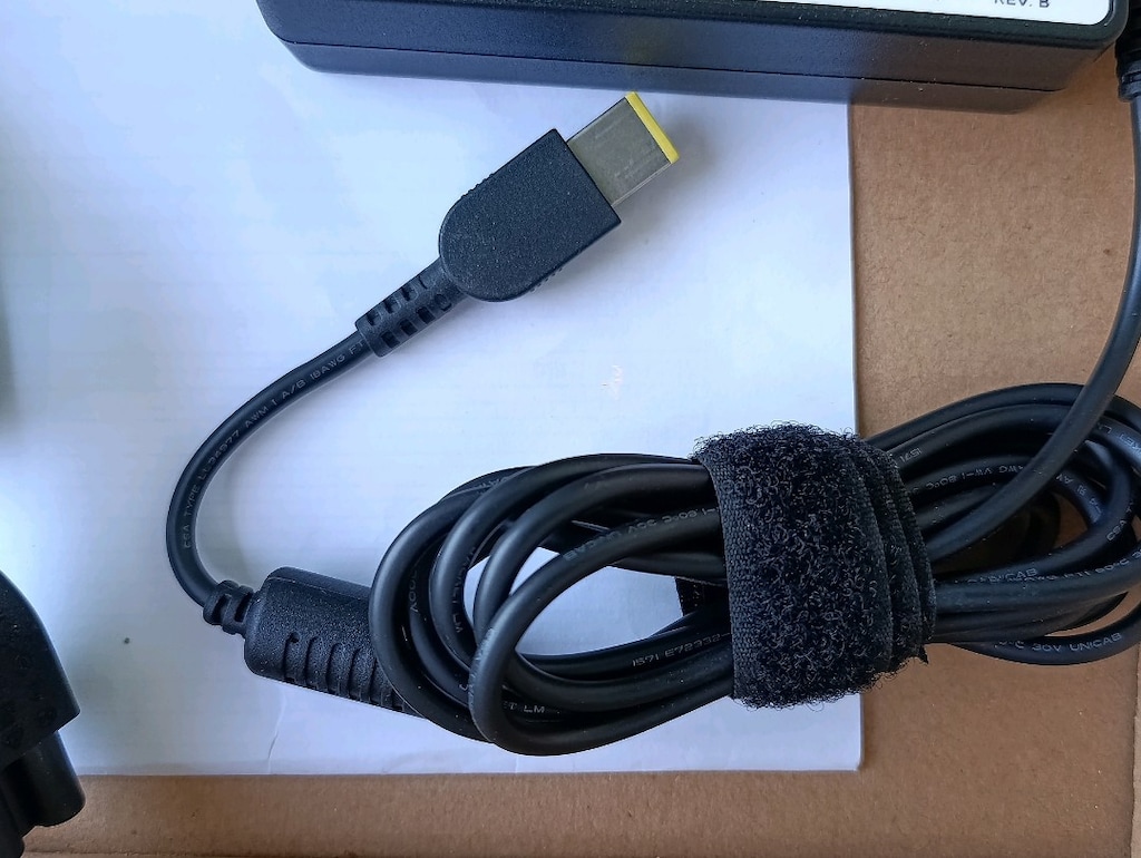 Lenovo laptop adaptörü - 3
