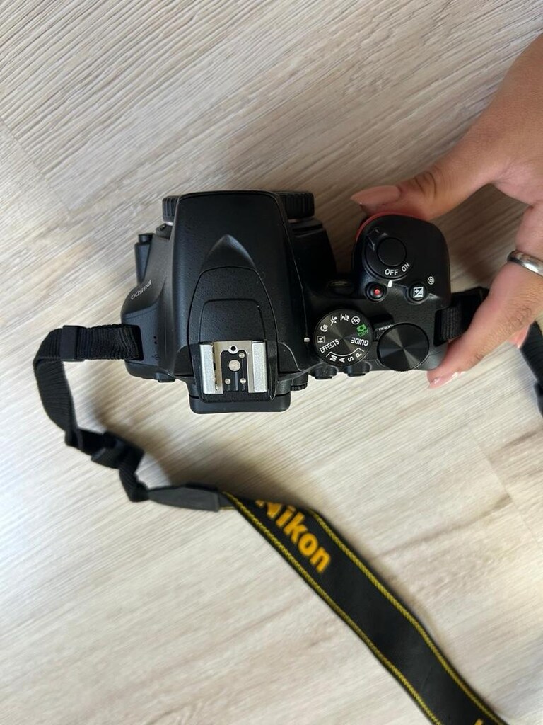 Nikon D3500 - 4