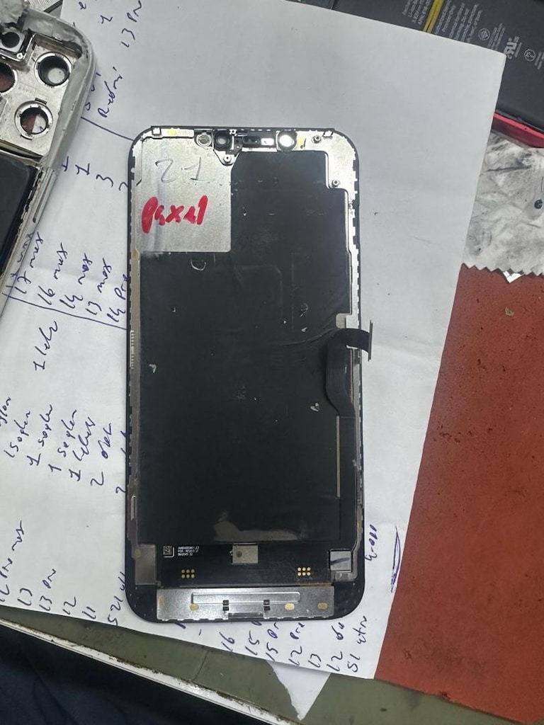 iPhone 12 Pro max orijinal pixelli ekran - 4