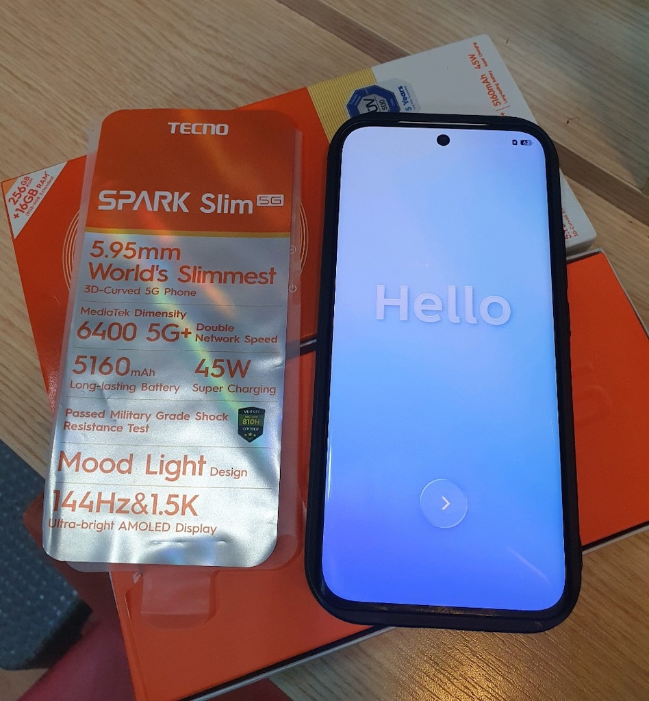 Tekno Spark Slim 5G 256GB 8+8 16GB RAM - 4