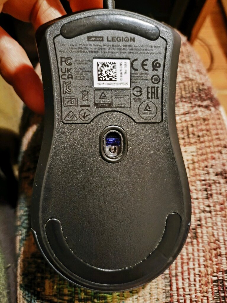 Lenovo Legion M300 RGB Gaming Mouse. - 6