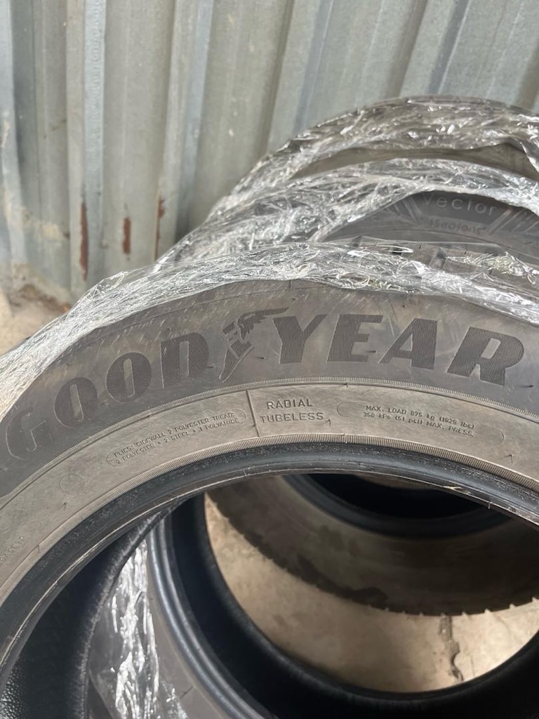 Goodyear lastik 235 60R18 - 2