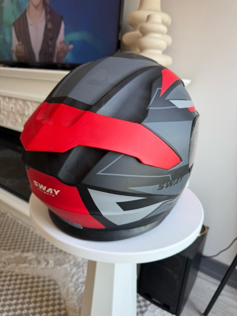 SWAY 902 Çene Açılır Motosiklet Kaskı – Çok Az Kullanılmış - 2