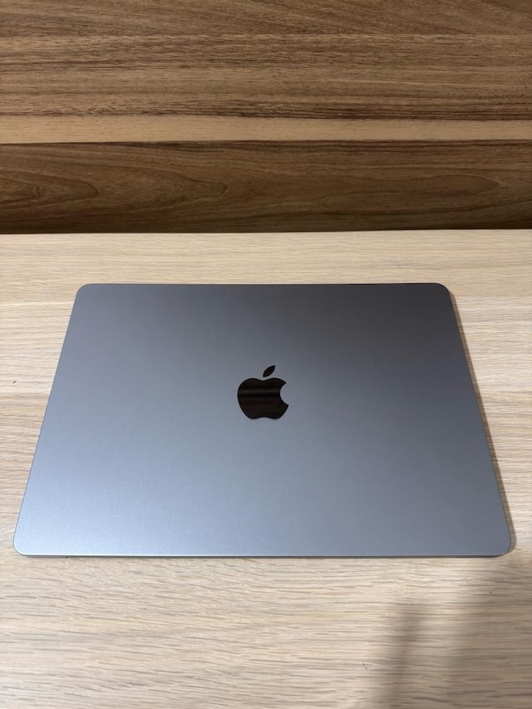 MacBook Air / M2 / 13 inç / 16 GB Ram / 256 GB Ssd - 9