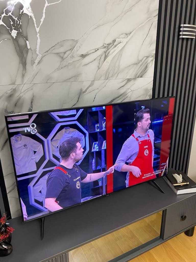 Samsung Crystal UHD 50 inç tertemiz - 3