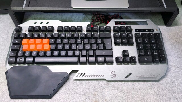 Bloody B418 RGB GAMİNG Klavye