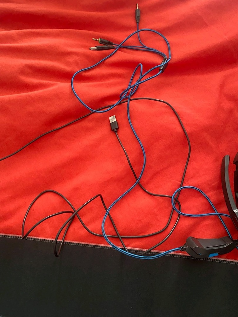 Oyuncu klavyesi mouse oyuncu padi masa patı kulaklık - 3