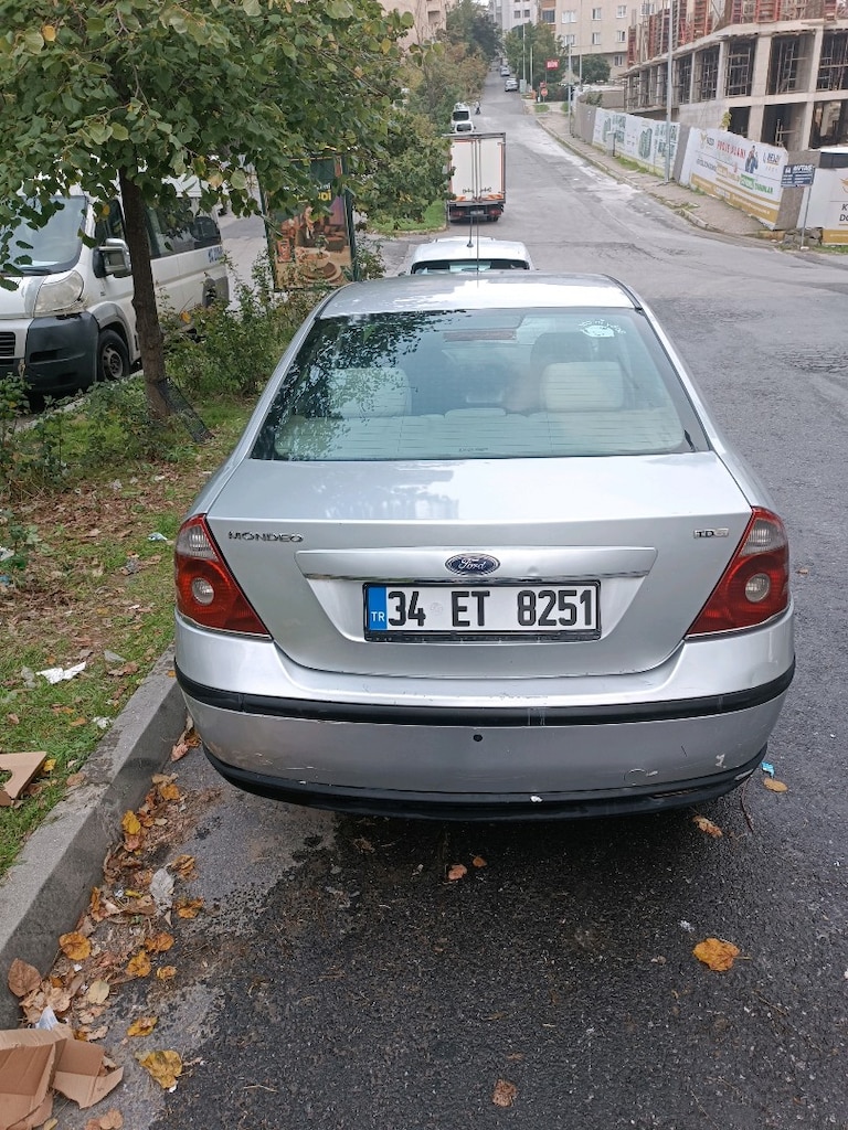 Ford Ghia otomatik - 4