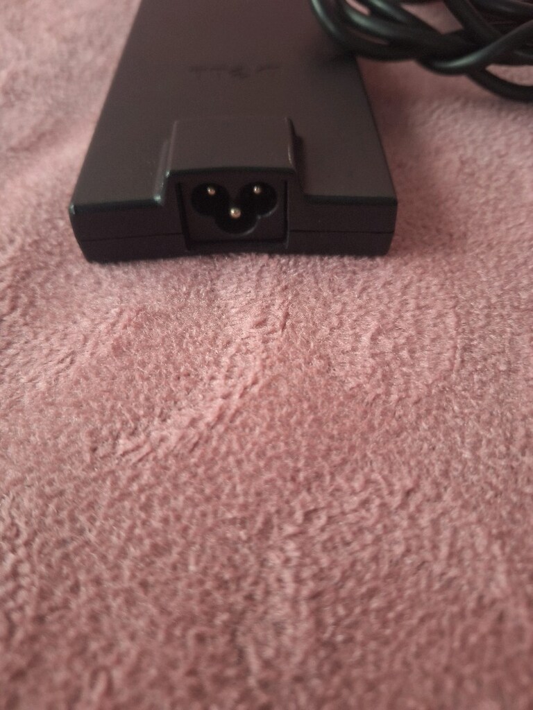 deel 19.5v tertemiz adapter - 3