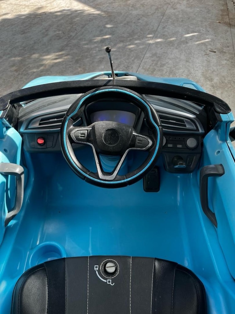 Mavi BMW Akülü Araba - 8
