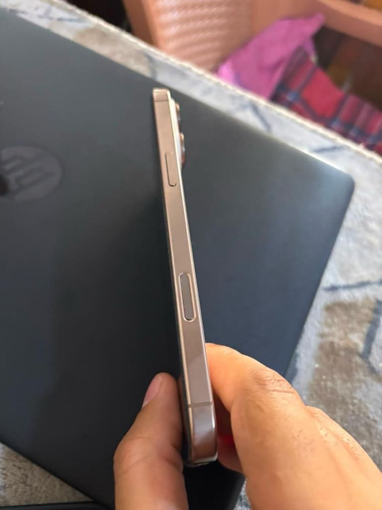 iPhone 16 pro max 256 - 2