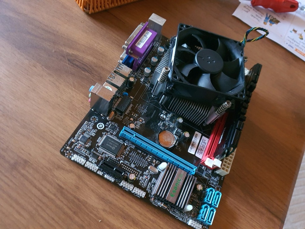 Esonic Anakart 4. ram i5 islemci - 3