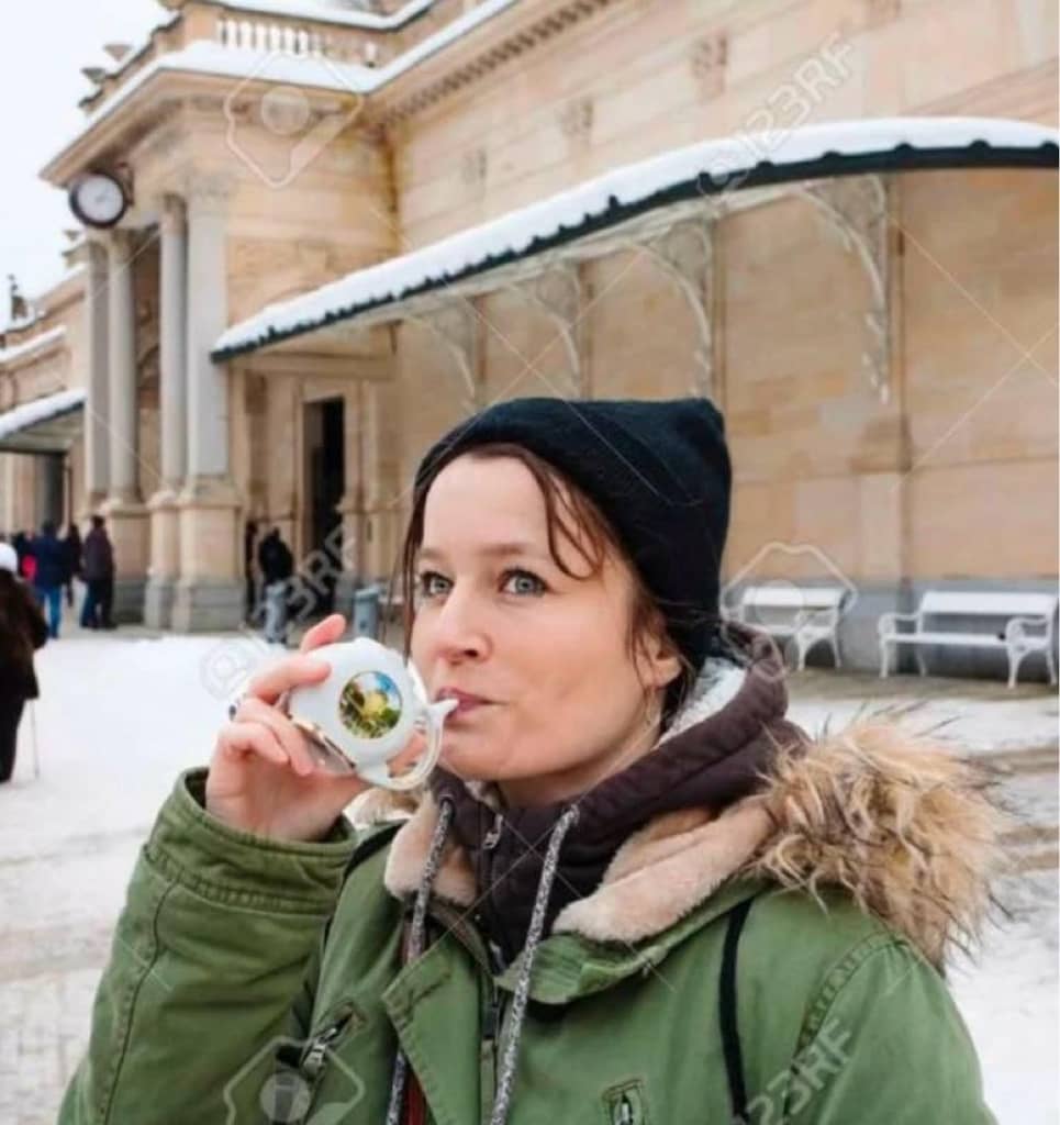 Çekoslavak Karlovy Vary Porselen Şifalı Su Bardağı & Sodalık - 9