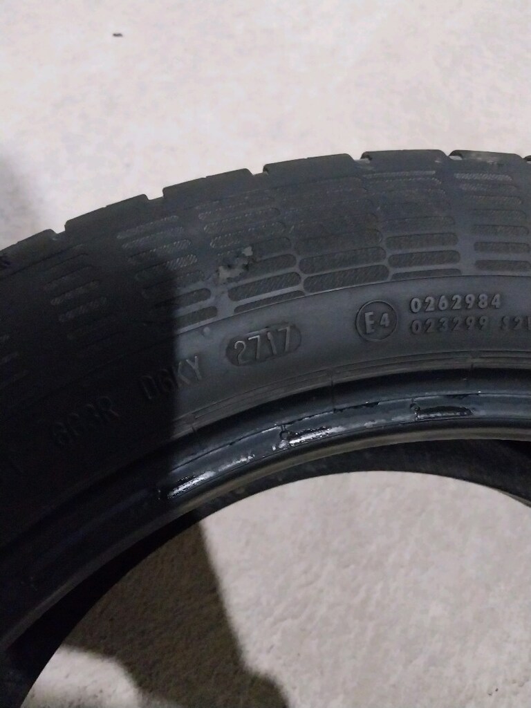 CONTINENTAL marka 215 55 17 inch olmak üzere 4 adet yaz lastiği - 7