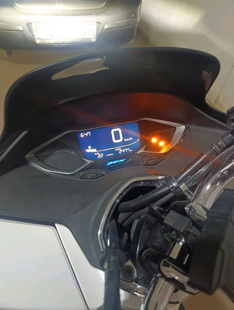 SAHİBİNDEN ÇOK TEMİZ - EKSTRALİ 2024 MODEL HONDA PCX 125 (WW125A) - 2