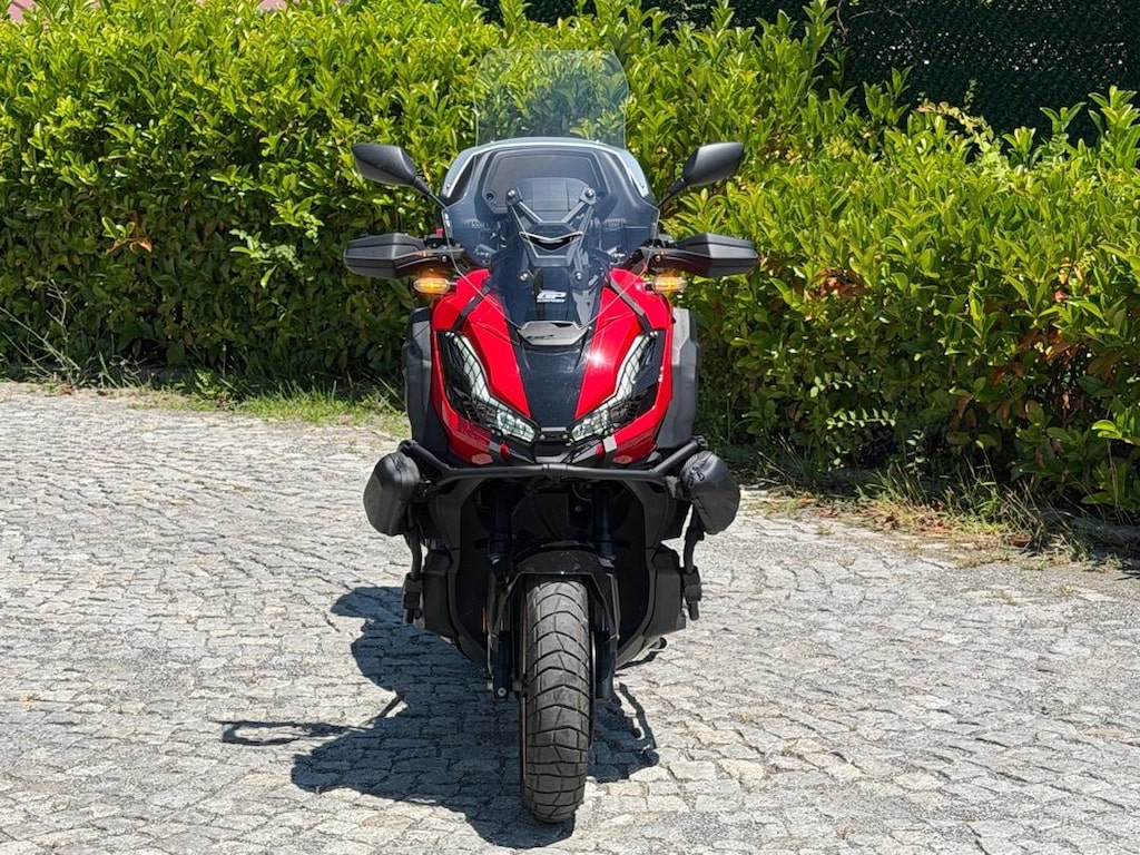 2025 KAZASIZ BOYASIZ TRAMERSİZ FULL AKSESUAR TFT EKRAN 3850 KM - 9