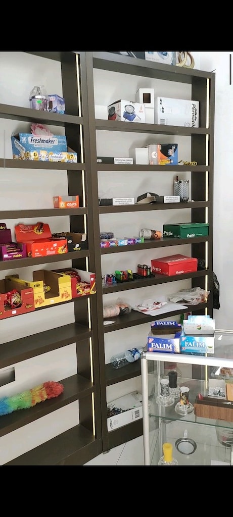 LED Işıklı Büfe Rafları
