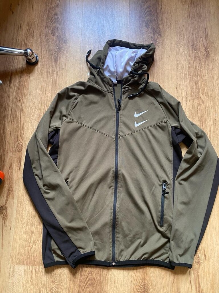 Nike Yeşil Kapüşonlu Spor Ceket