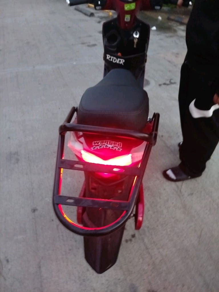 sıkıntısız ucuza vsx 2300 km 2025 model garantli - 6