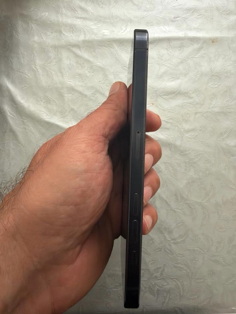 iphone 15 pro max yurt dışı şu an kullanıma kapalı - 2