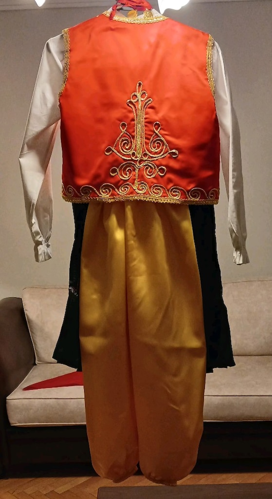 KIZ ÇOCUĞU YÖRESEL FOLKLOR KIYAFETİ - 3