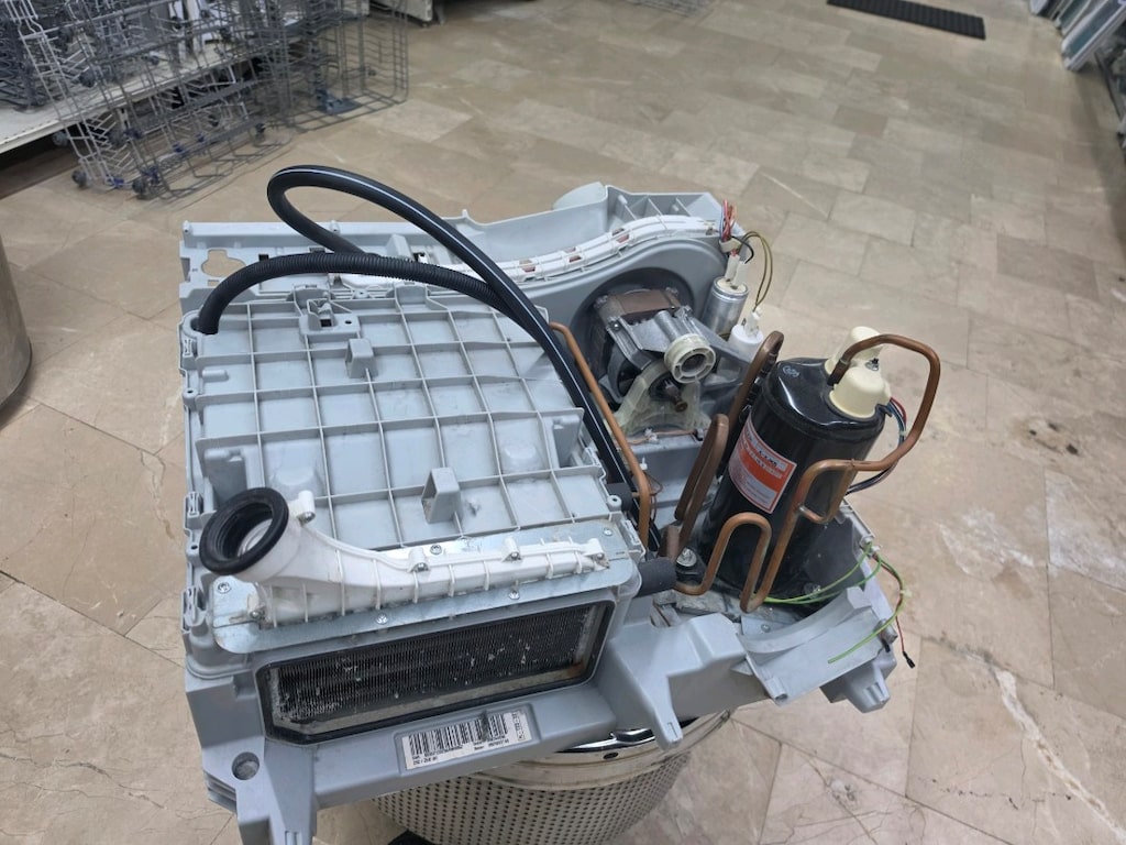 Bosch WTW86260TR Isı Pompalı Kurutma Makinesi Kompresör Blok Orijinal - 13