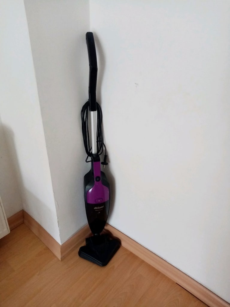 Arzum marka dikey elektrikli süpürge - 2