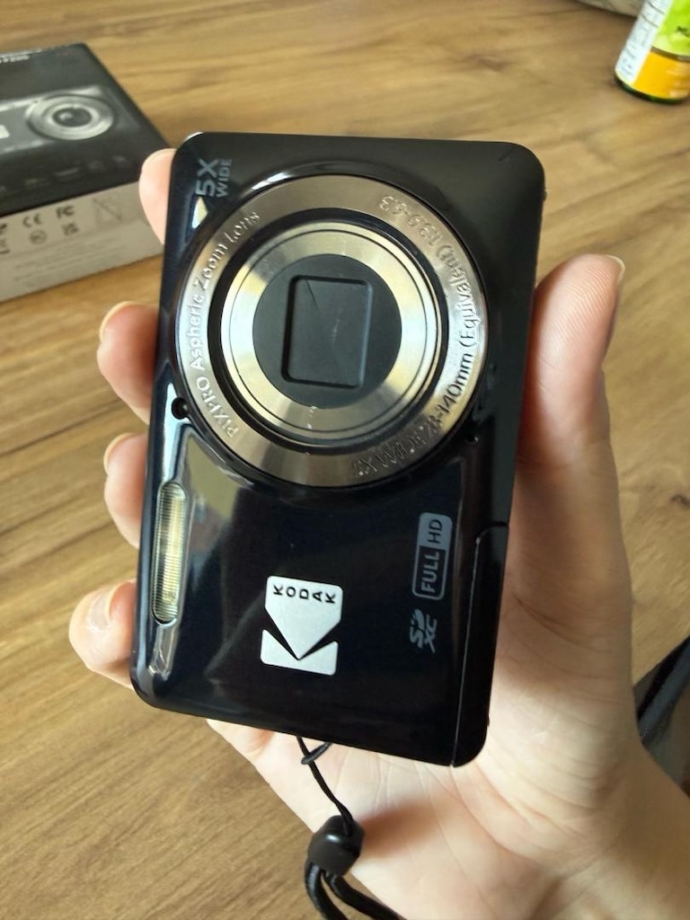 Kodak Pixpro FZ55 Dijital Fotoğraf Makinesi - 3