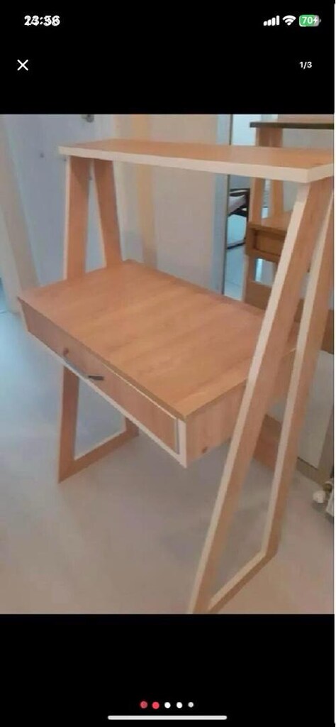 KÜÇÜK ODALAR İÇİN ÇALIŞMA MASASI - 2