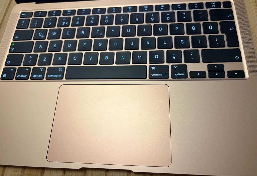 Macbook Air M1 - 4