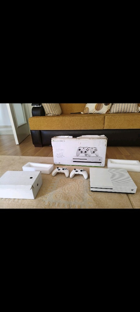 Xbox one s 1tb - 5