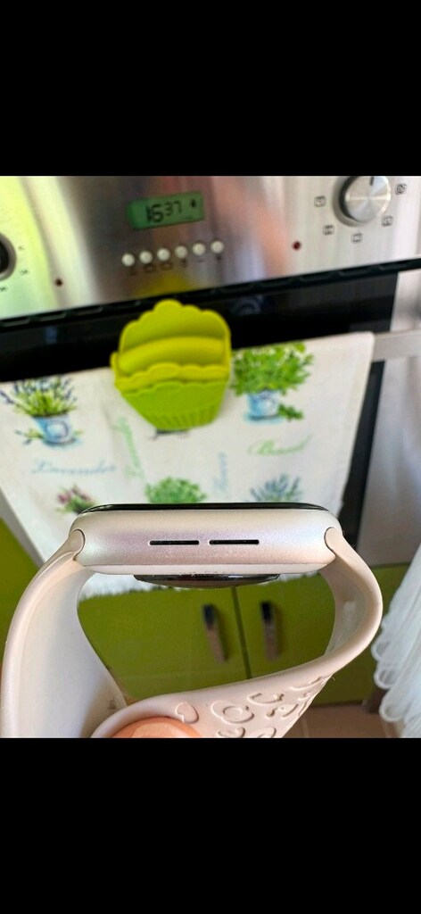 Apple Watch - 4