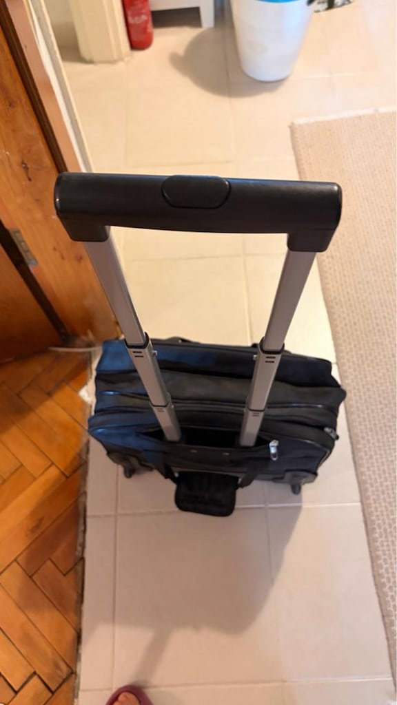 targus tekerlekli laptop cantasi - 3