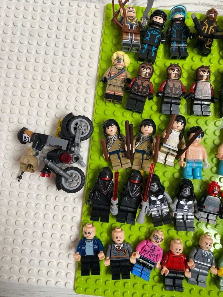 Lego karışık Minifigürler - 9