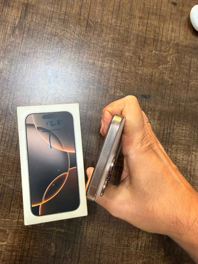İPHONE 16 PRO MAX 256 GB - 10