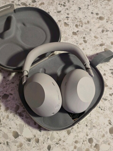 Sony XM6 Tertemiz