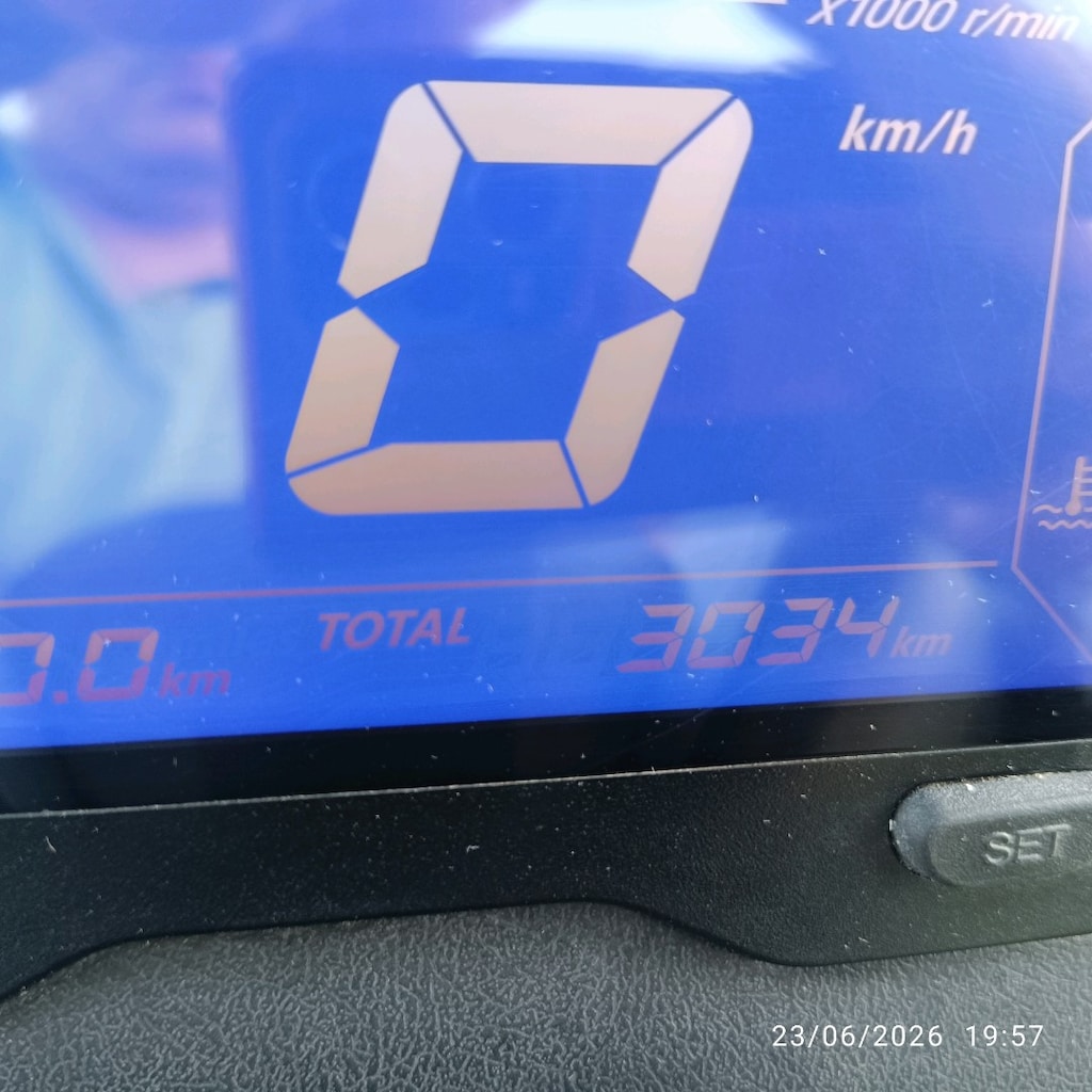 3900 km Maxi Scooter - 3