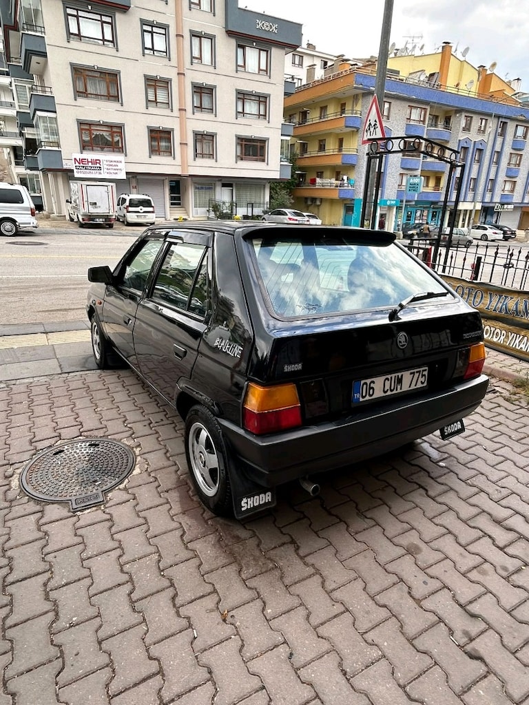 SKODA FAVORİT - 2
