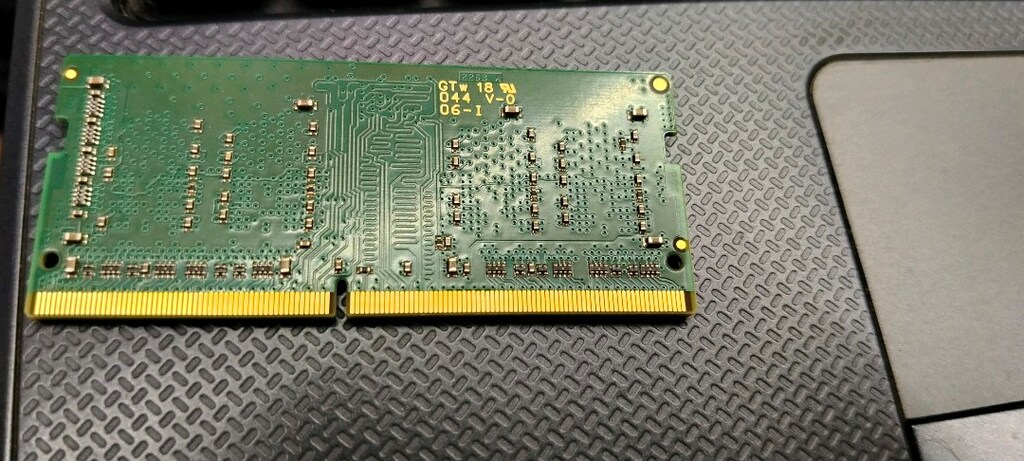 CRUCİAL DDR4 RAM LAPTOP - 2