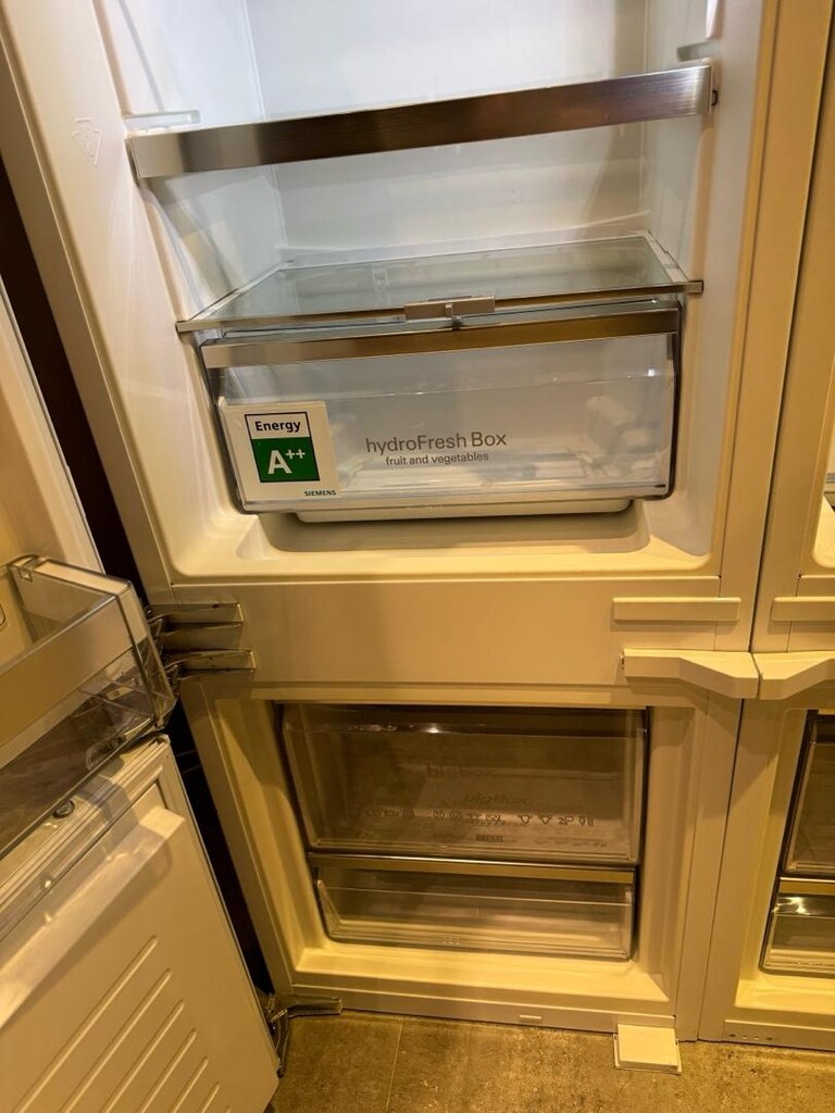 Siemens Ankastre Buzdolabı 2 Adet - 7