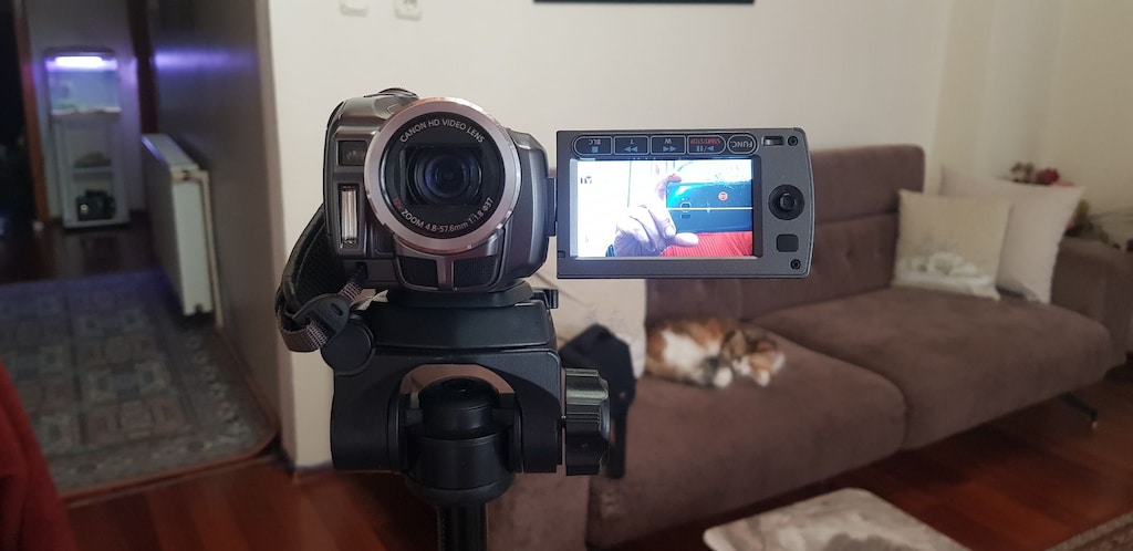 Canon HG20E FullHD/60 GB SSD/32 GB SD/HDMI Video Kamera - 4